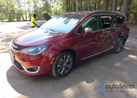 2017 Chrysler Pacifica Limited z USA, uszkodzony, nr VIN 2C4RC1GG0HR739913